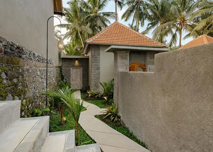 Dania Cinta Villa