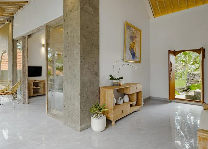 Dania Cinta Villa